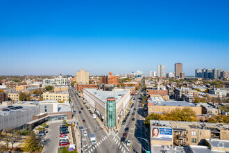 3131 N Clark St, Chicago, IL - aerial  map view