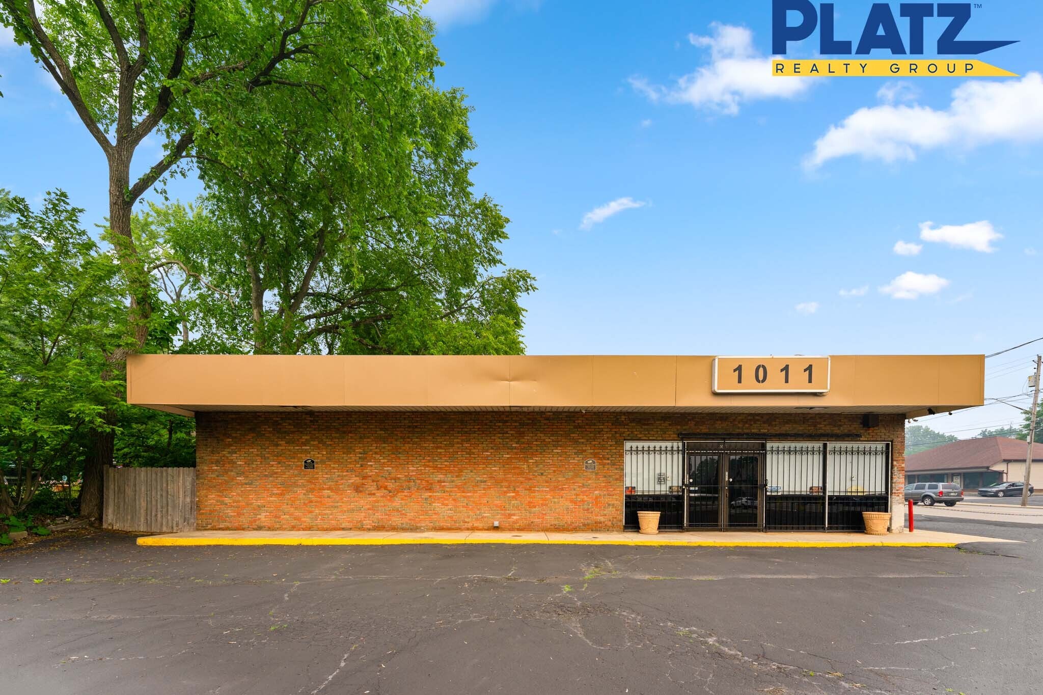 1011 E Market St, Warren, OH for sale Building Photo- Image 1 of 1