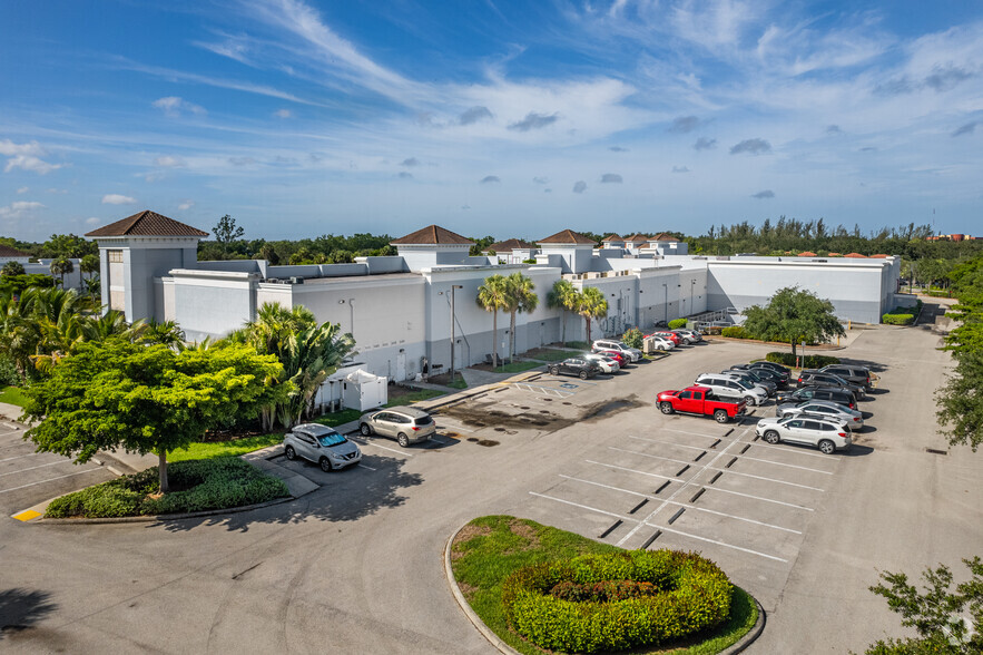 Summerlin & Bass Rd, Fort Myers, FL for lease - Building Photo - Image 2 of 8