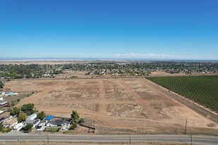 4529 Arboga Rd, Olivehurst CA - Truck Stop