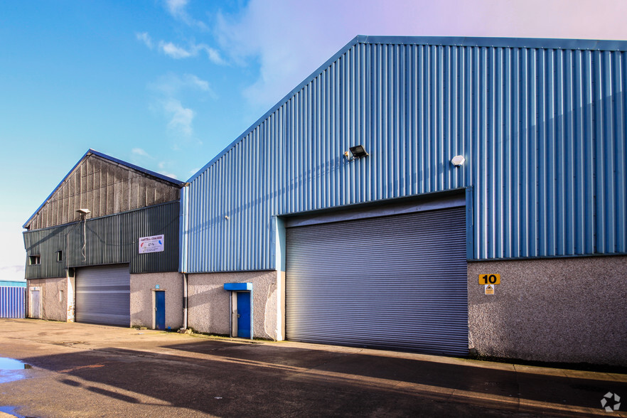 St Cenydd Rd, Caerphilly for lease - Building Photo - Image 2 of 3