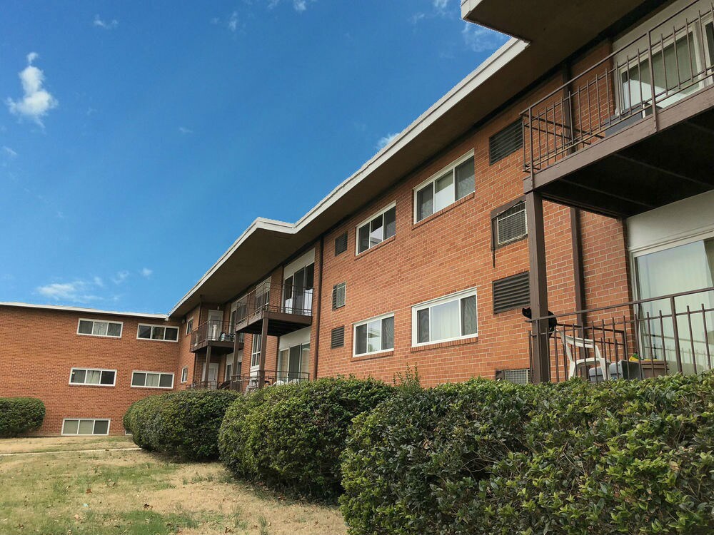 310 Caroline Ave, La Plata, MD 20646