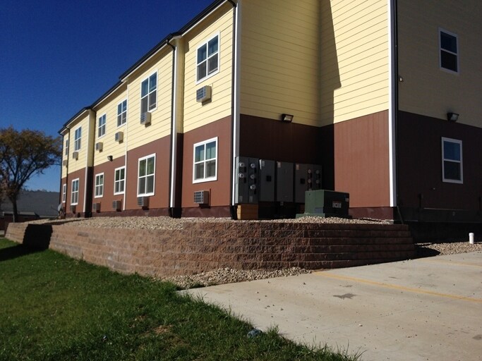 11 5th St NW, Parshall, ND 58770