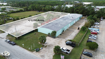 Warehouse With 1 Acre Of Outdoor Storage - Warehouse