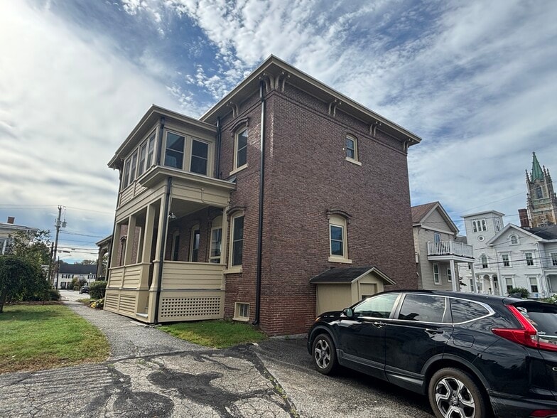 48 Pleasant St, Concord, NH for sale - Building Photo - Image 2 of 11