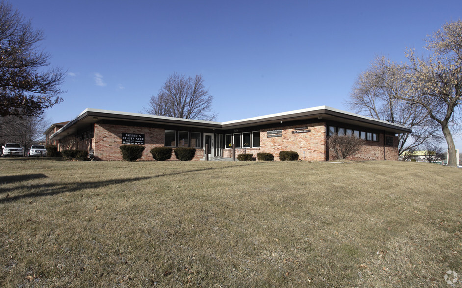 9006 Ohio St, Omaha, NE for sale - Primary Photo - Image 1 of 12