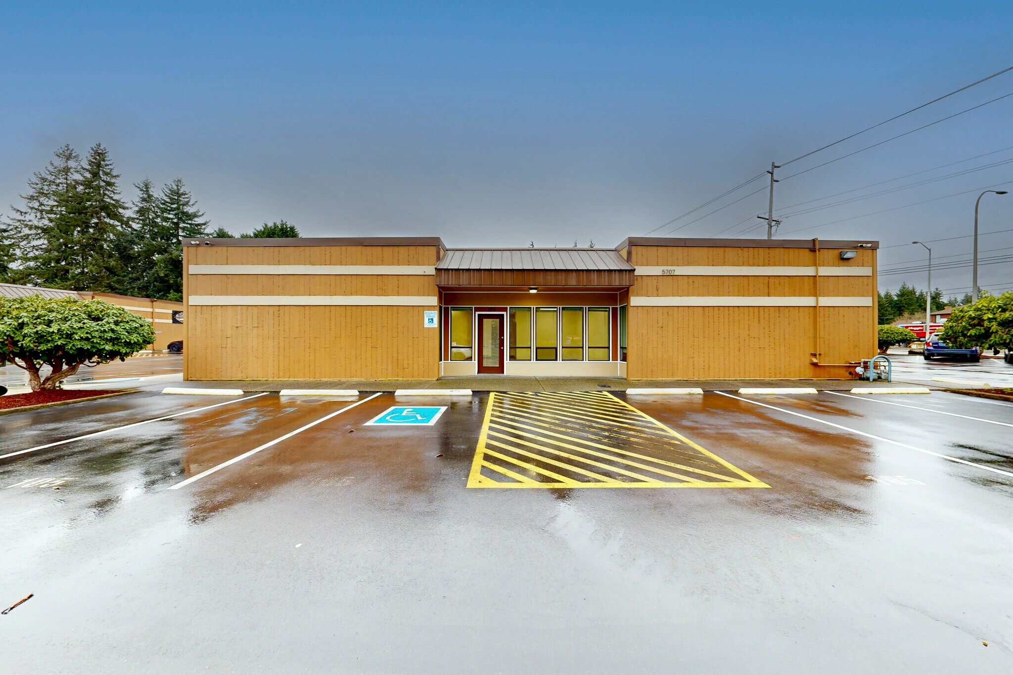 5707 Lacey Blvd, Lacey, WA for lease Building Photo- Image 1 of 11