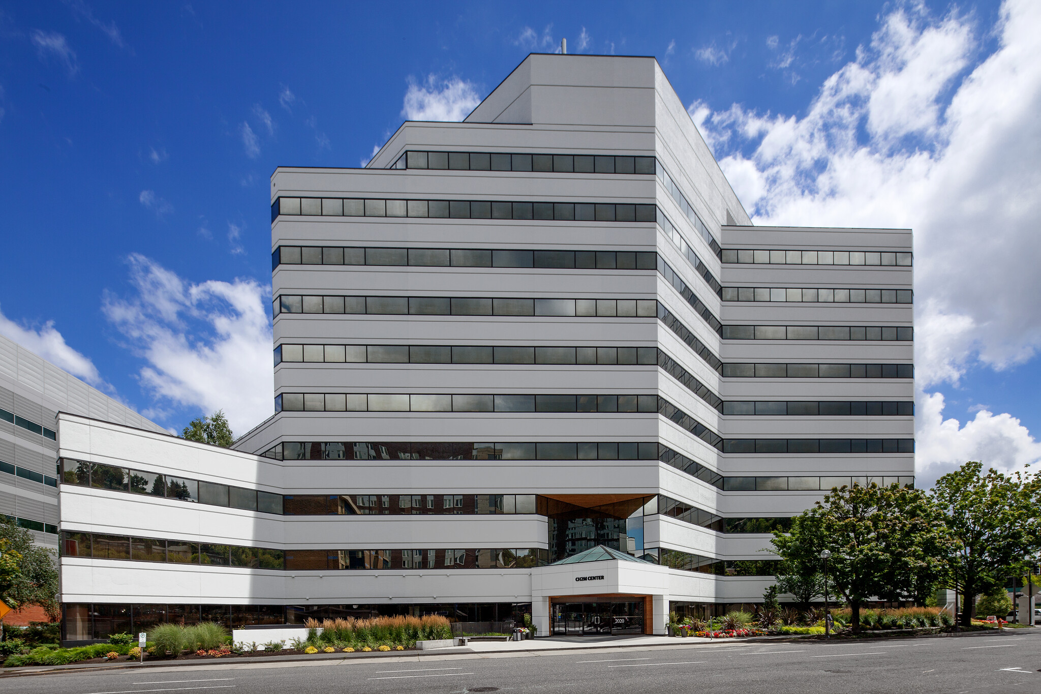 2020 SW 4th Ave, Portland, OR for lease Building Photo- Image 1 of 4