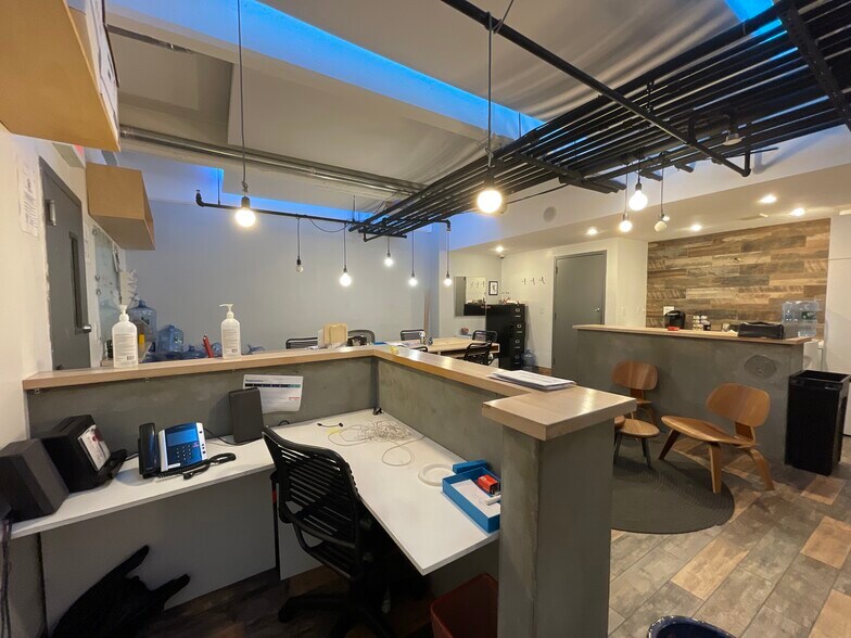 808 Driggs Ave, Brooklyn, NY for sale - Interior Photo - Image 1 of 1