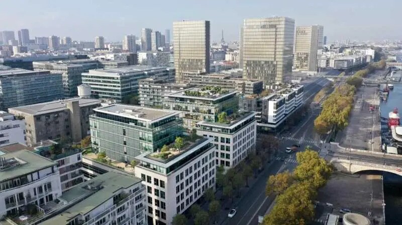 Office in Paris for lease Building Photo- Image 1 of 9