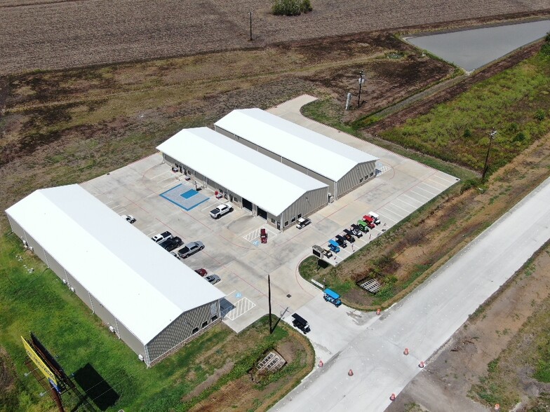 9210 Highway 36, Needville, TX for lease - Aerial - Image 2 of 17