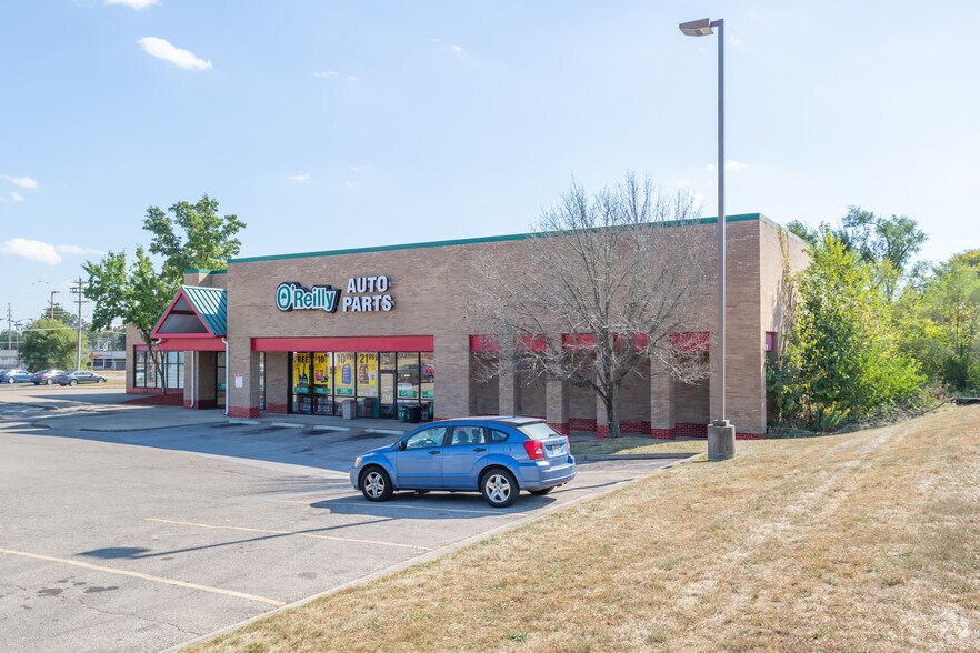 960-962 Lila Ave, Milford, OH for lease - Primary Photo - Image 1 of 2
