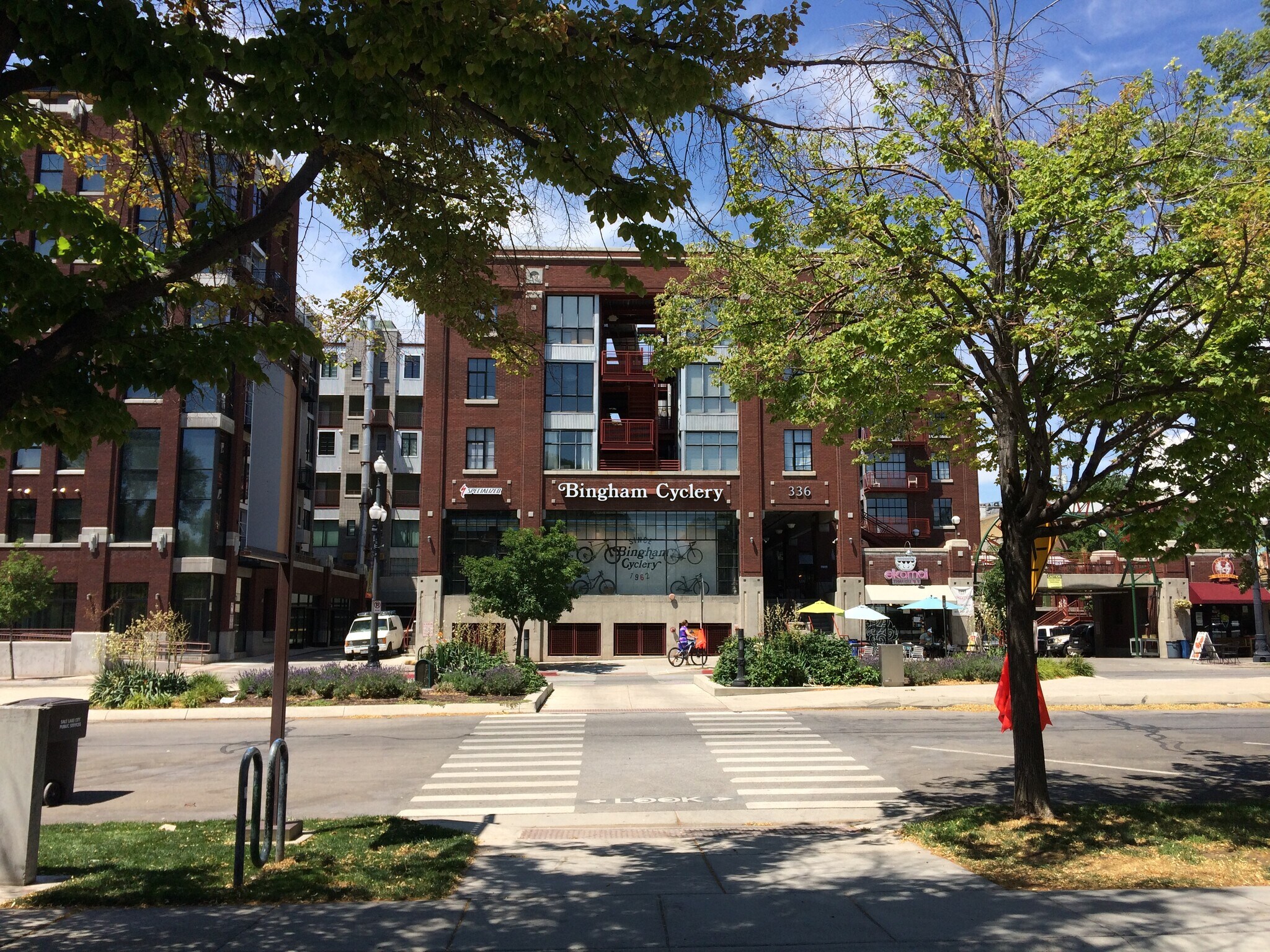 360 W Broadway, Salt Lake City, UT for lease Primary Photo- Image 1 of 6