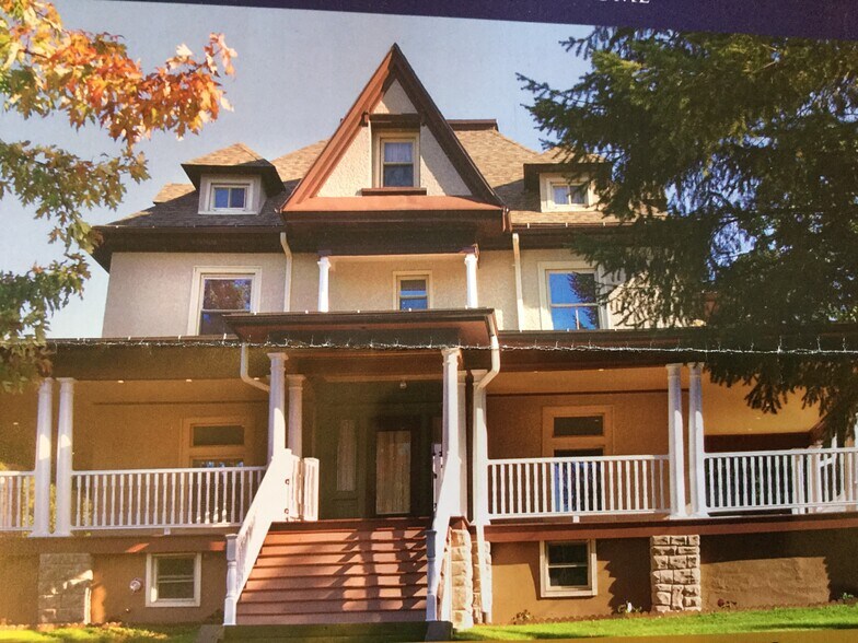 1214 Quincy Ave, Dunmore, PA for sale - Primary Photo - Image 1 of 1