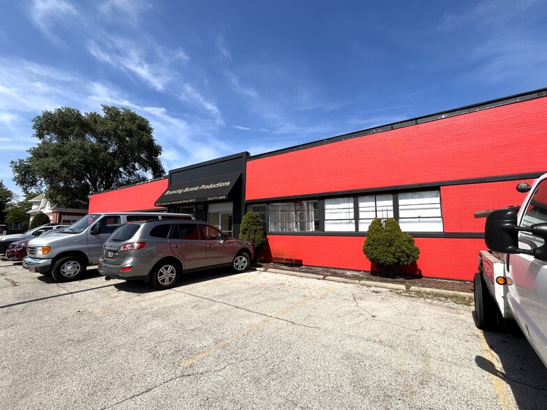 6609 N Lincoln Ave, Lincolnwood, IL for sale - Building Photo - Image 2 of 5