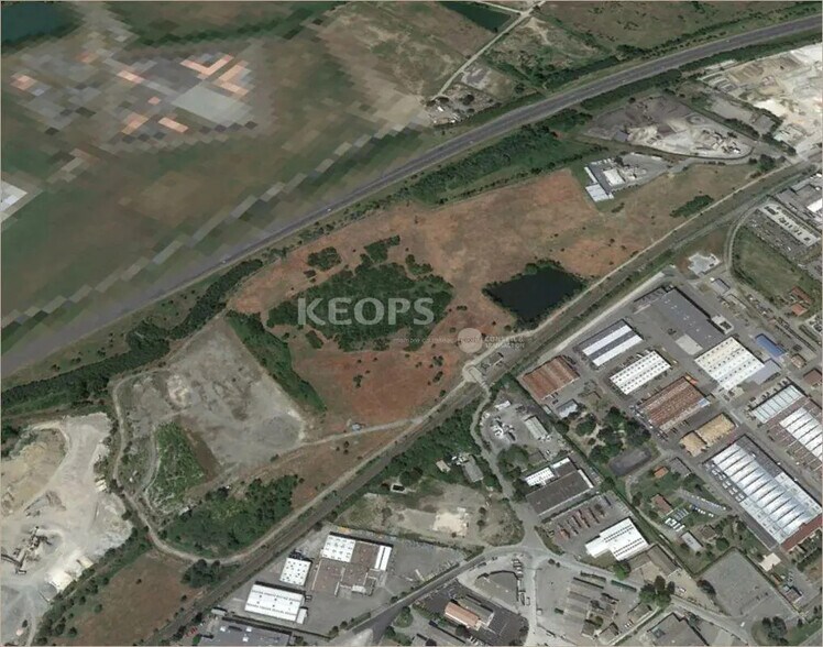 Boulevard Du Grand Castaing, Muret for sale - Aerial - Image 1 of 3