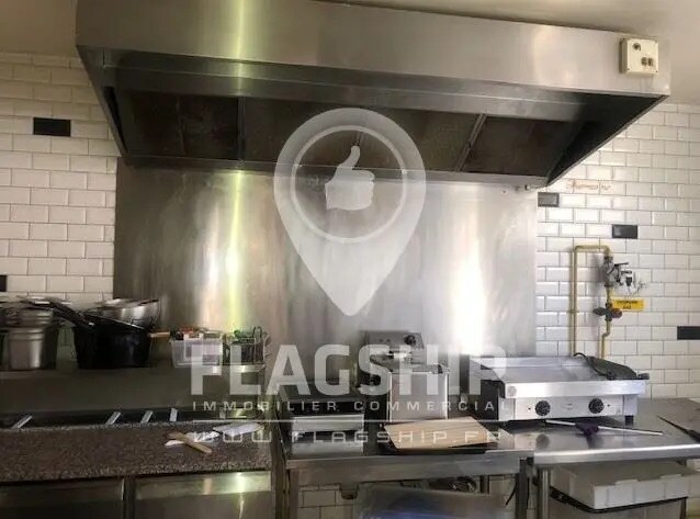 Retail in Alfortville for sale - Interior Photo - Image 2 of 5