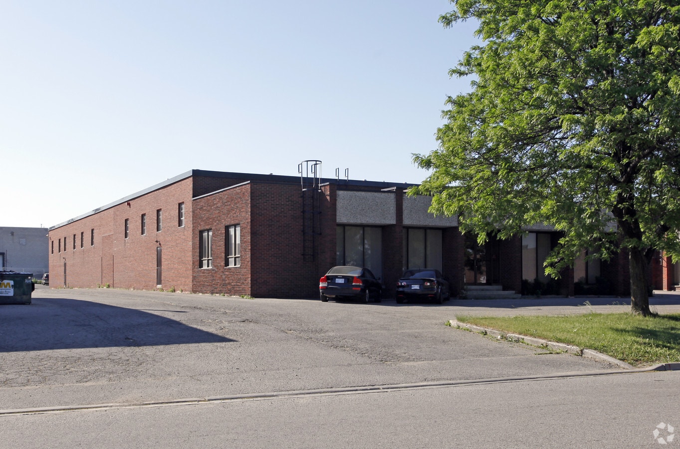 1740 Sismet Rd, Mississauga, ON L4W