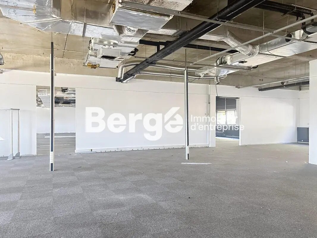 Industrial in Valbonne for lease Building Photo- Image 1 of 22