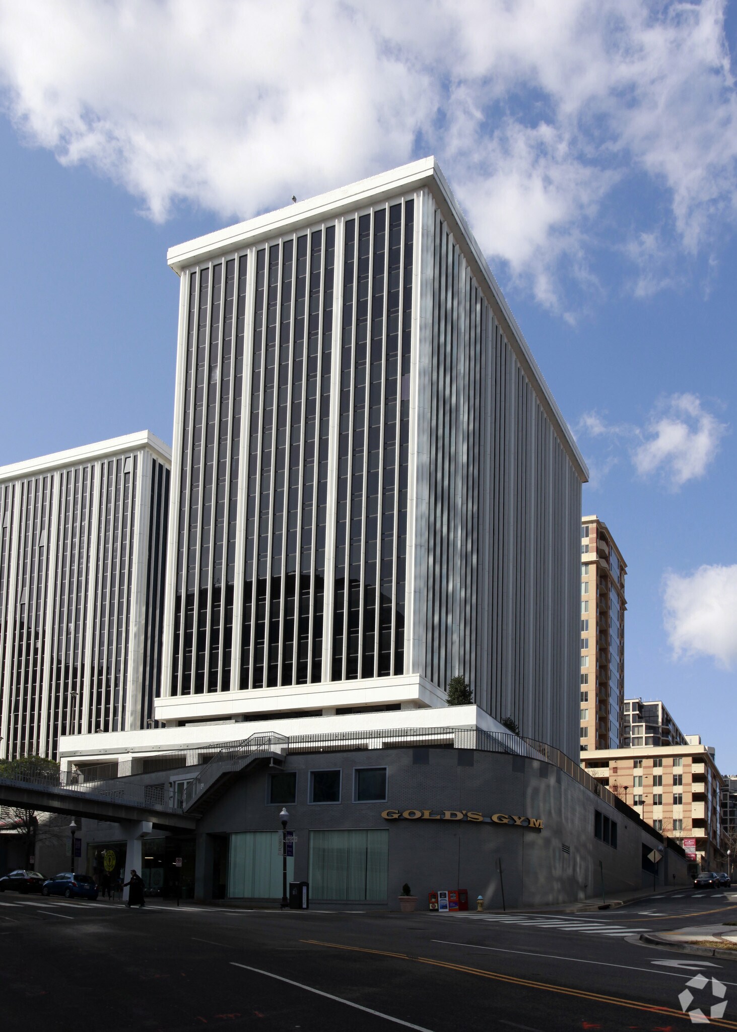 1400 Key Blvd, Arlington, VA for sale Primary Photo- Image 1 of 1