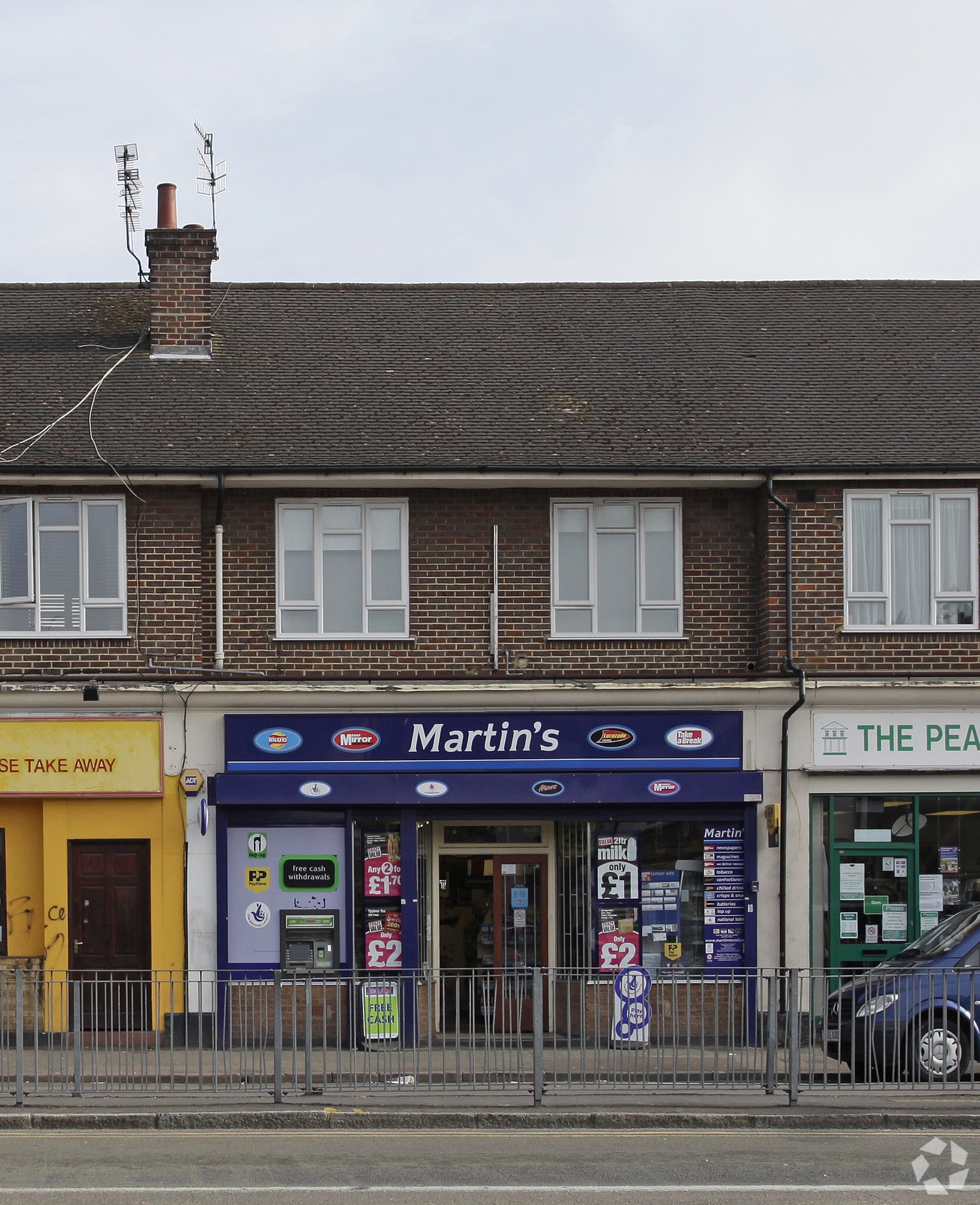 9 Garston Park Para, Watford for sale Primary Photo- Image 1 of 1