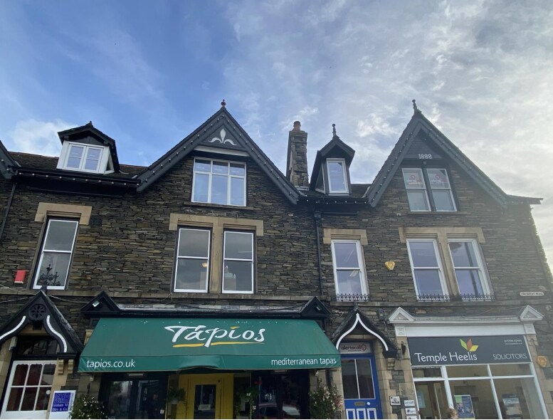 45-47 Crescent Rd, Windermere for sale Building Photo- Image 1 of 1