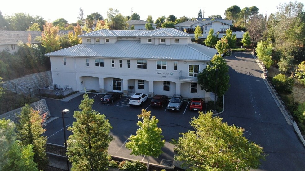 1145 Whiskeytown Ct, Redding, CA for sale - Primary Photo - Image 1 of 8