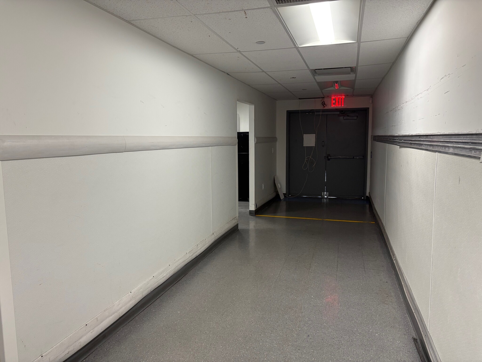 11020 Flatlands Ave, Brooklyn, NY for lease Interior Photo- Image 1 of 10