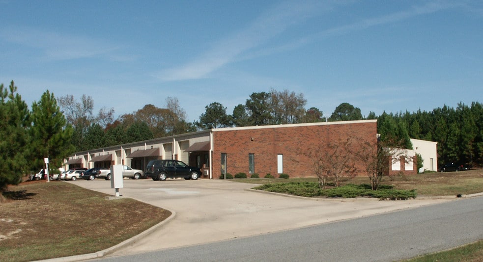 1025 Nine North Dr, Alpharetta, GA for lease - Primary Photo - Image 1 of 5