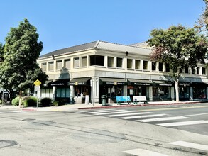 5901 College Ave, Oakland, CA for lease Building Photo- Image 1 of 3