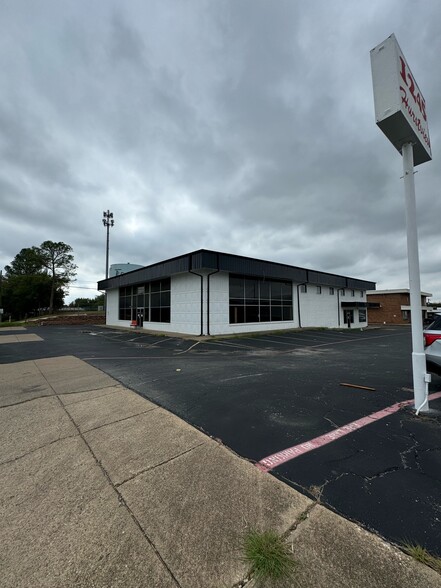 1245 Hurstview Dr, Hurst, TX for lease - Building Photo - Image 2 of 6