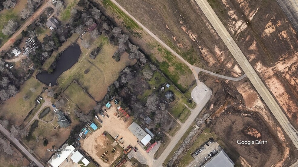 10183 FM 1484 Rd, Conroe, TX for sale - Primary Photo - Image 1 of 14