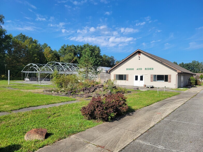 1418 State Route 302, Middletown, NY for sale - Building Photo - Image 1 of 1