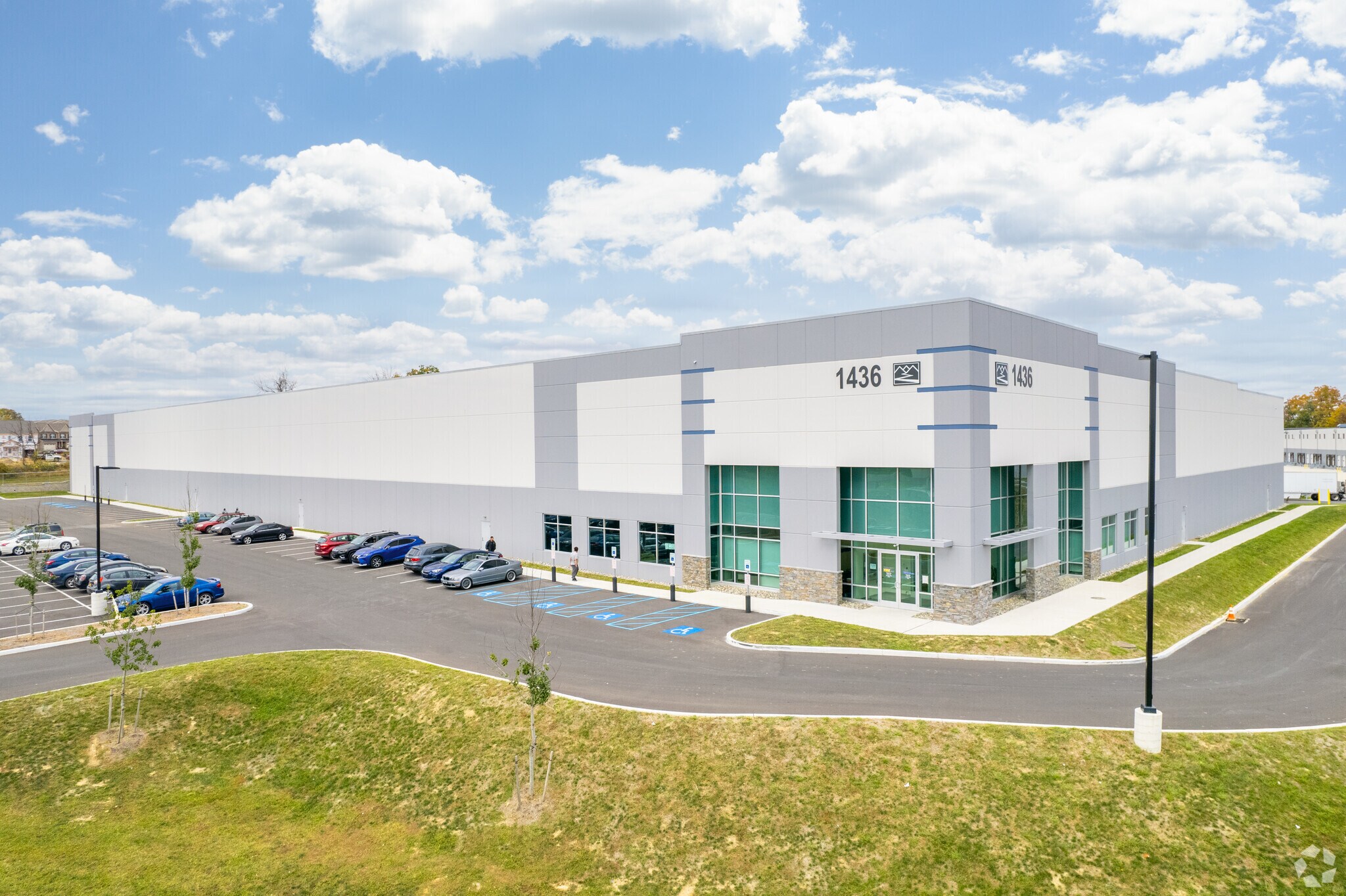 1436 Eck Rd, Allentown, PA for sale Primary Photo- Image 1 of 1