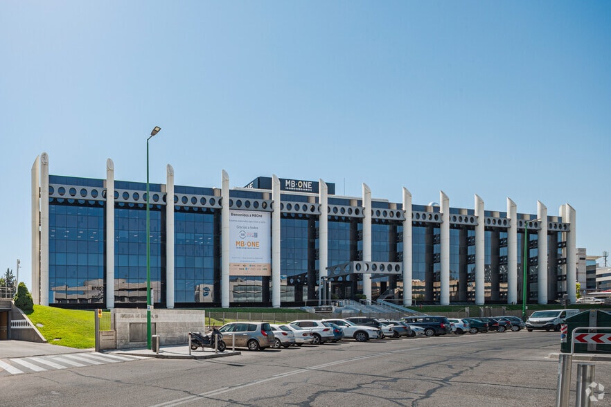 Avenida de Europa, 19, Alcobendas, Madrid for lease - Building Photo - Image 1 of 2