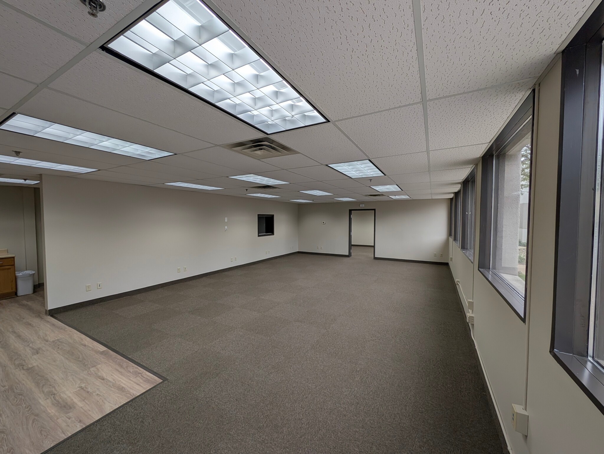 8300-8324 Pillsbury Ave S, Bloomington, MN for lease Interior Photo- Image 1 of 3