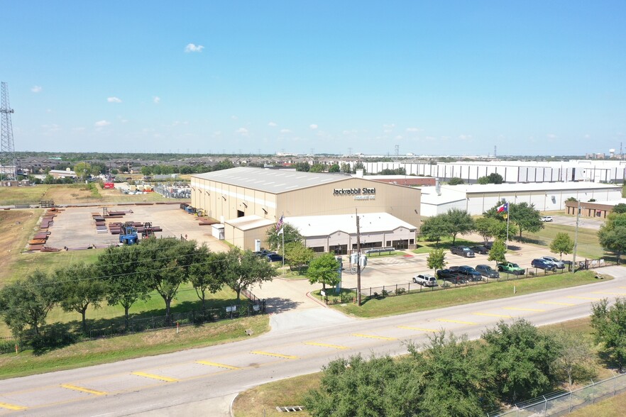 9009 Jackrabbit Rd, Houston, TX for lease - Building Photo - Image 2 of 2