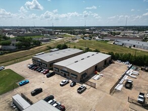 1430 Vanderwilt Ln, Katy, TX for lease Building Photo- Image 2 of 5