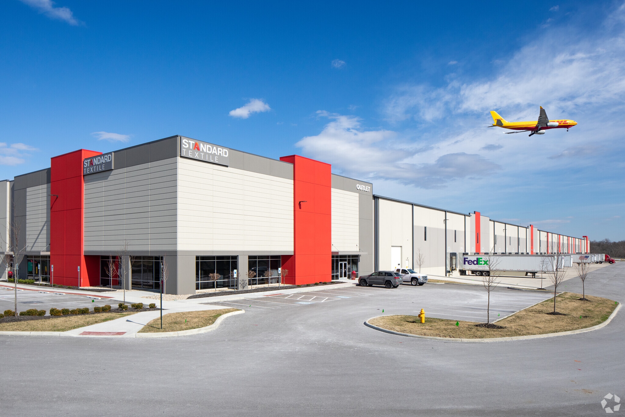 2960 Riverview Dr, Hebron, KY for lease Building Photo- Image 1 of 7