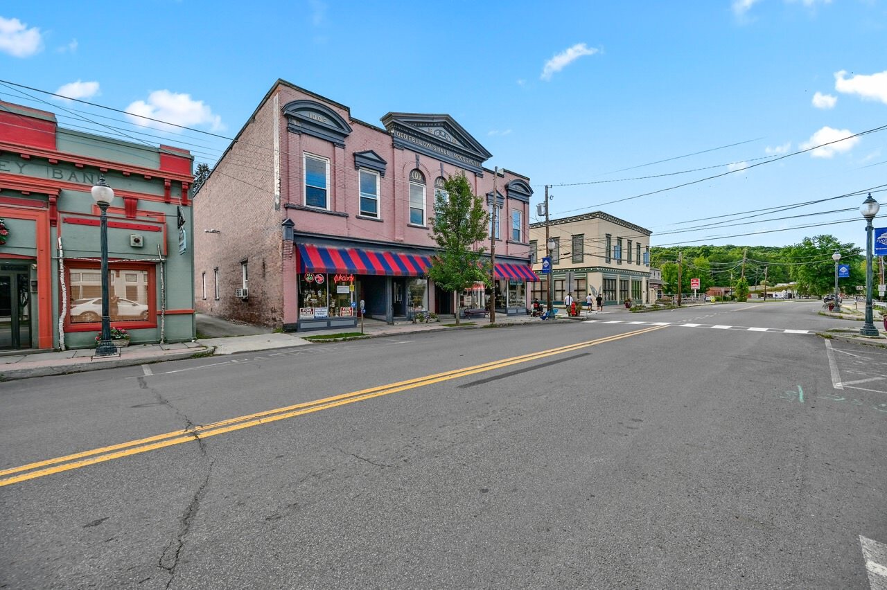 208 Main Ave, Hawley, PA 18428 Retail for Sale