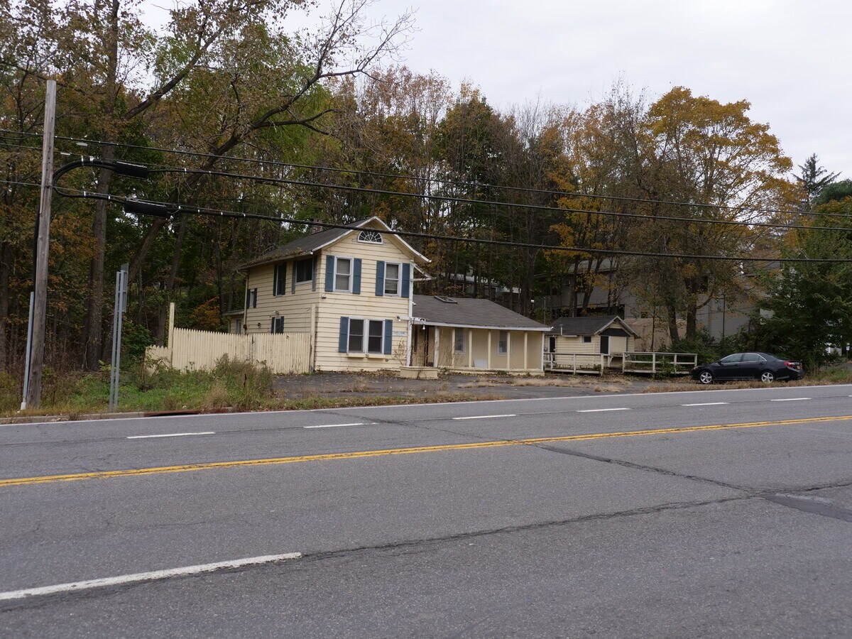 1452 US28, West Hurley, NY 12491