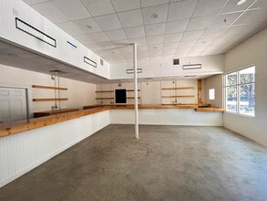 223 S Main St, Gainesville, FL for lease Interior Photo- Image 2 of 4