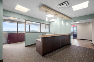 5991 Spring Garden Rd, Halifax, NS for lease Interior Photo- Image 2 of 8