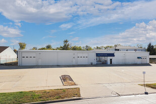 106 Oak Creek Plz, Bloomington IL - Commercial Real Estate