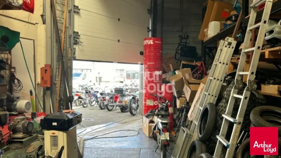 Flex in Blois for lease - Building Photo - Image 2 of 3