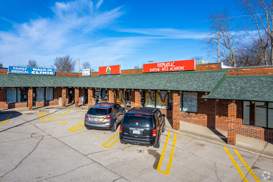 201 US Highway 60 W, Republic, MO for lease - Building Photo - Image 3 of 32