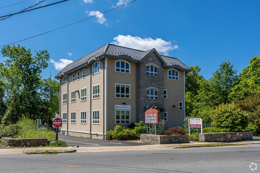 241 Boston Post Rd, Wayland, MA 01778 Medical Office