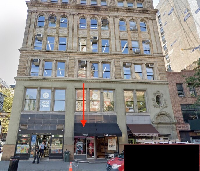 434 6th Ave, New York, NY for lease - Building Photo - Image 2 of 5