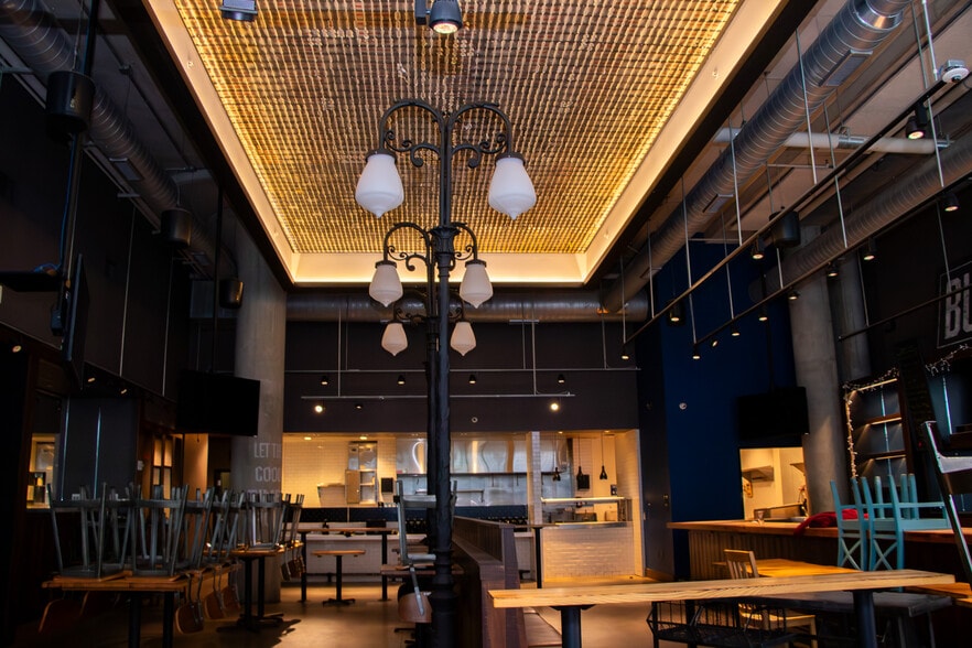 545 Race St, Cincinnati, OH for lease - Interior Photo - Image 3 of 4