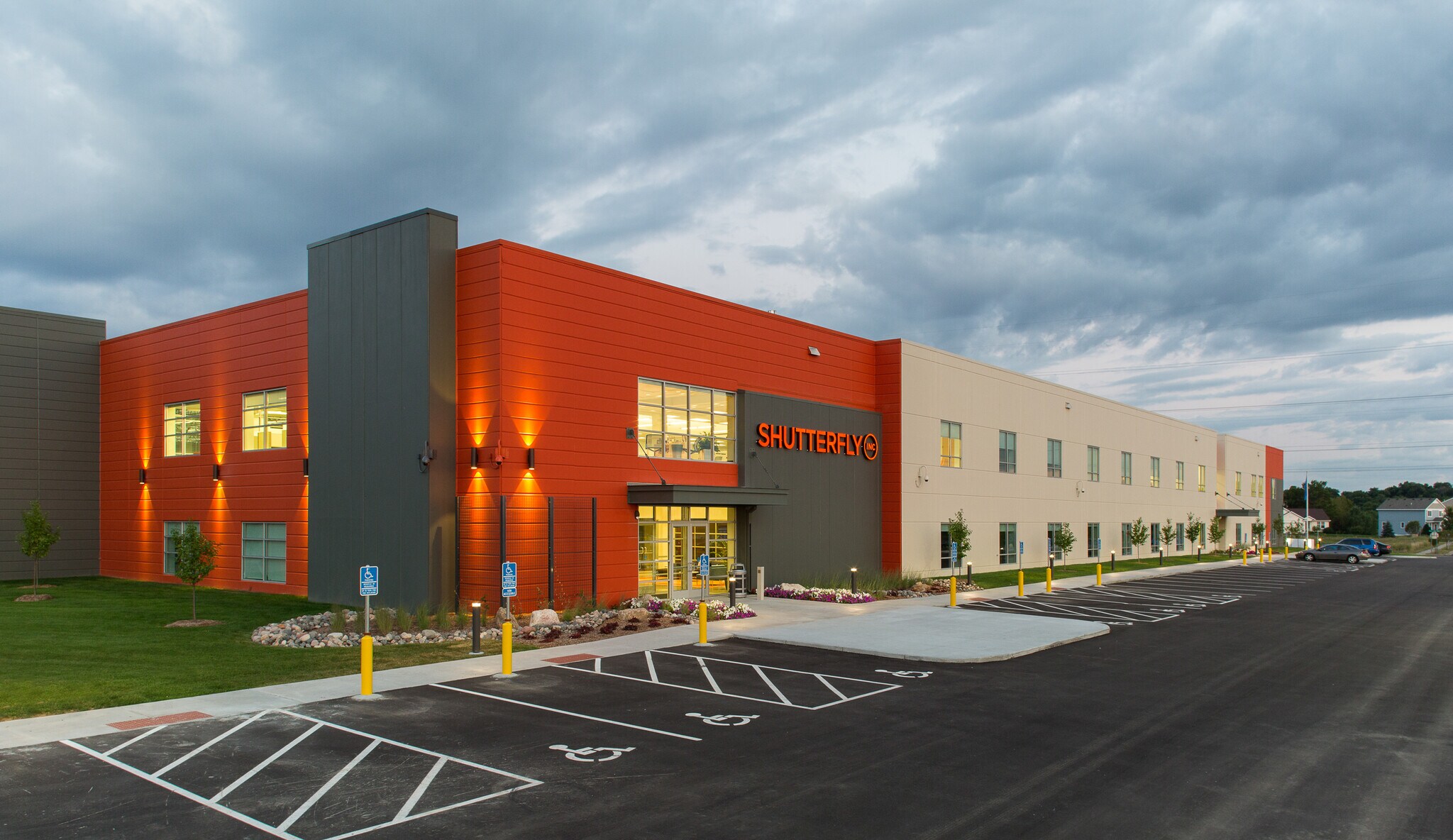 5005 Dean Lakes Blvd, Shakopee, MN for sale Building Photo- Image 1 of 1